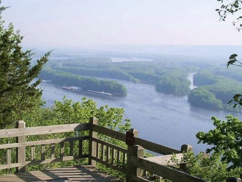 Iowa's Pikes Peak State Park.